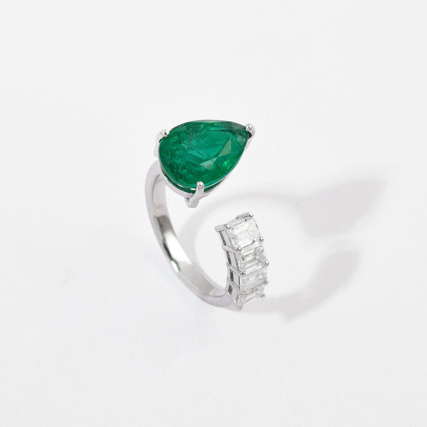 Emerald &amp; Diamond Pear Floating Ring