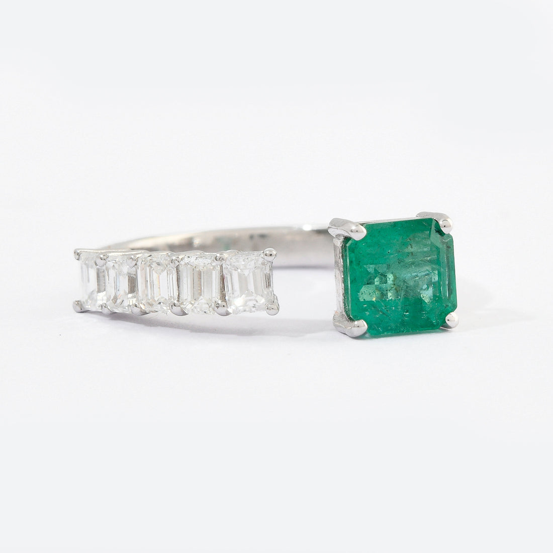 Emerald &amp; Diamond Floating Ring