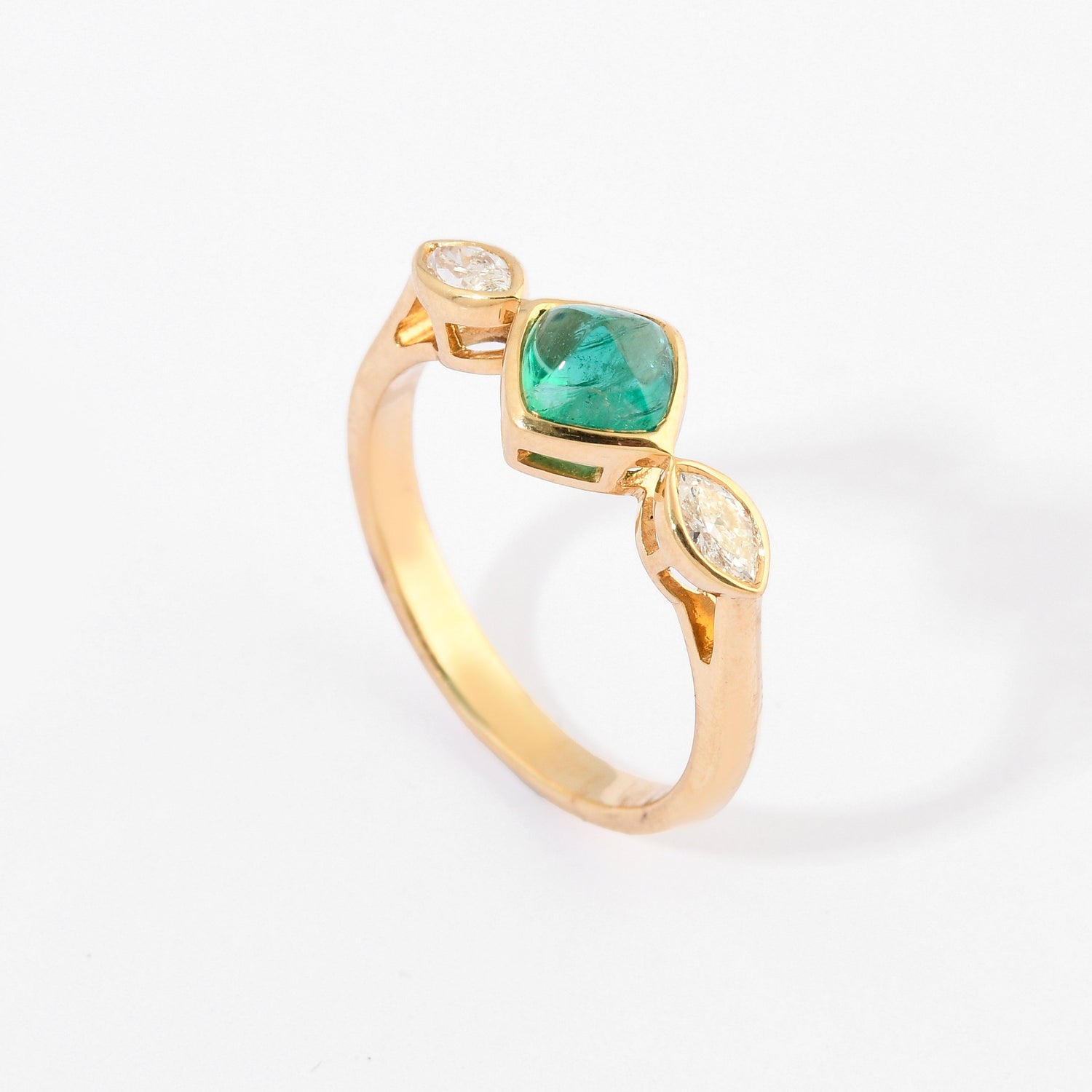 Emerald &amp; Diamond Aya Ring